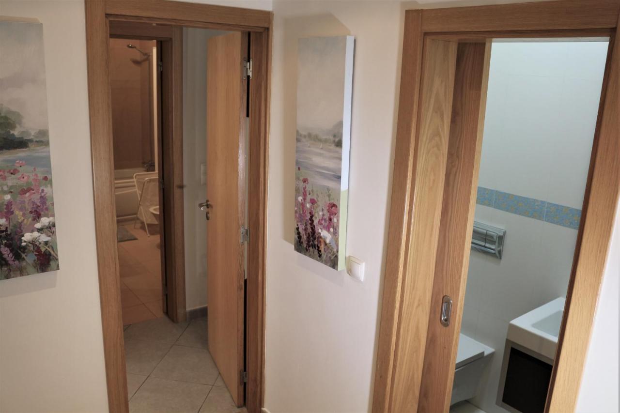 Lovely Apartment In Carvoeiro By The Beach Ngoại thất bức ảnh