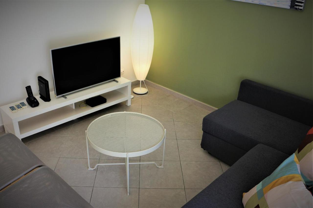 Lovely Apartment In Carvoeiro By The Beach Ngoại thất bức ảnh