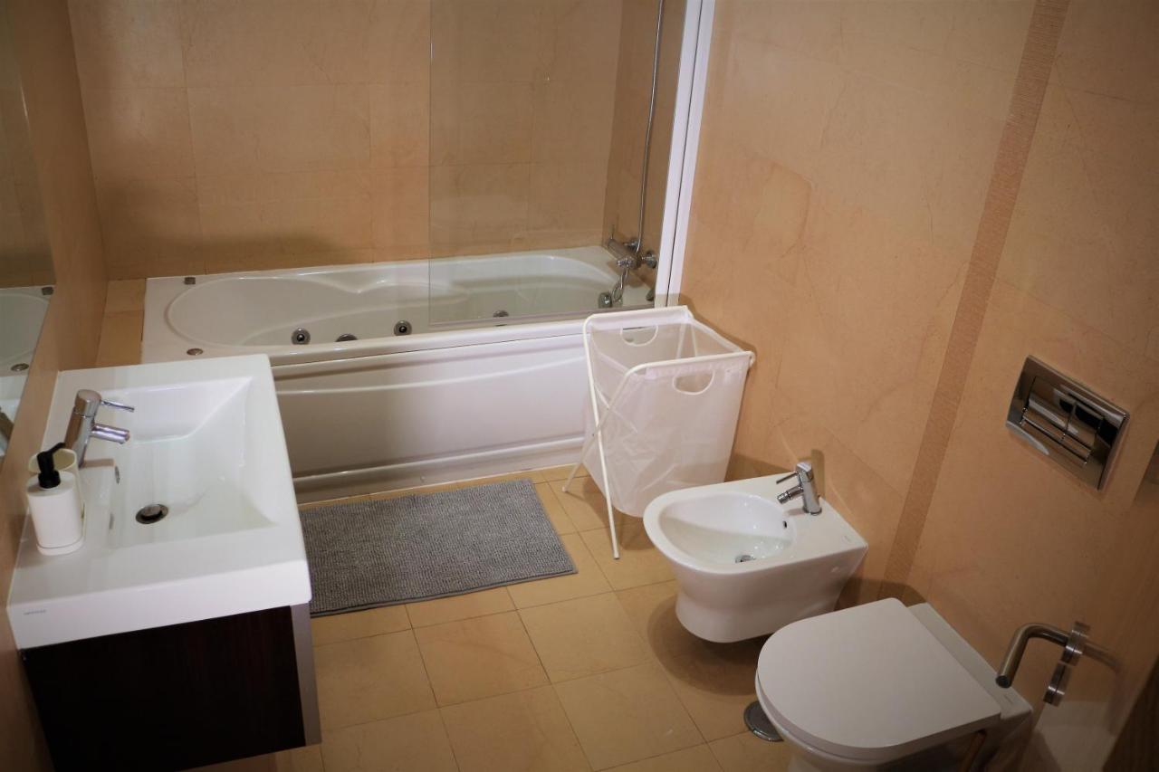 Lovely Apartment In Carvoeiro By The Beach Ngoại thất bức ảnh
